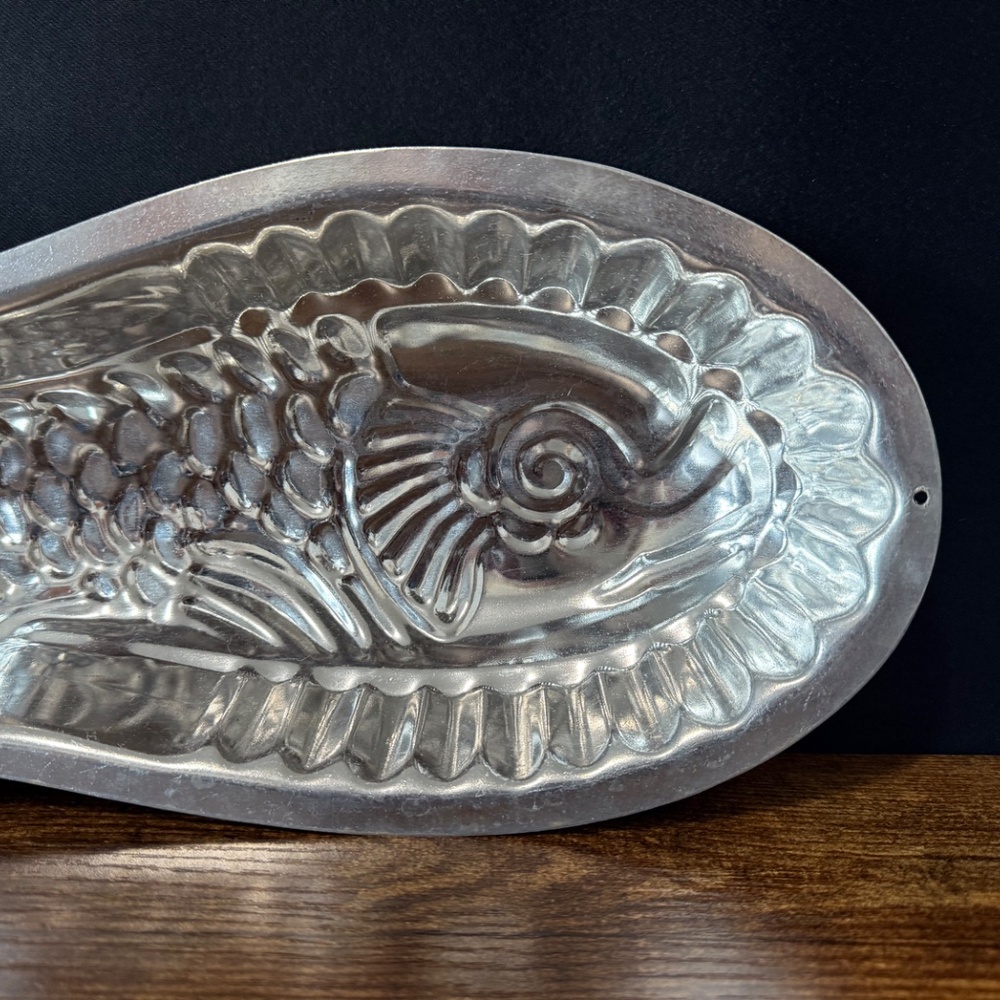 Fish Jello Mold Wall Decoration/Art - Picture 8 of 13